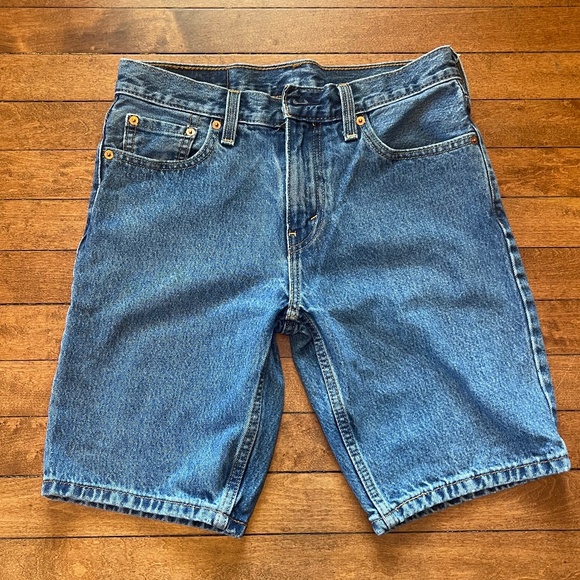 Levi's Other - Levi 405 Jean shorts size 30